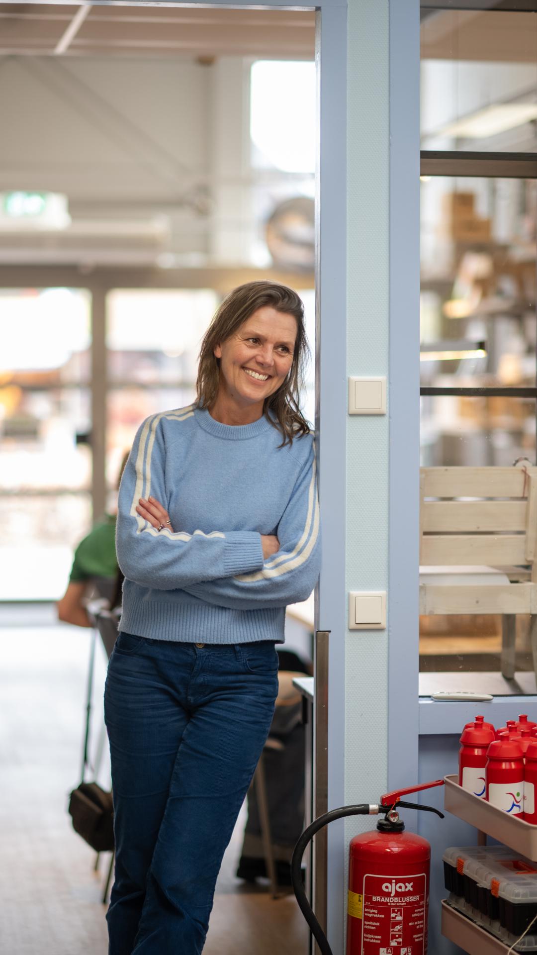 mevrouw staat